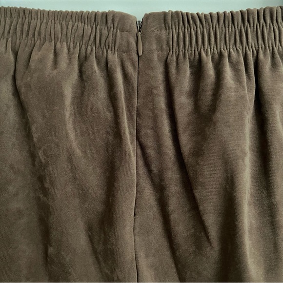 Vintage Expressions Faux Suede Crocodile Print 2 Piece Suit Size 6 - Picture 9 of 12